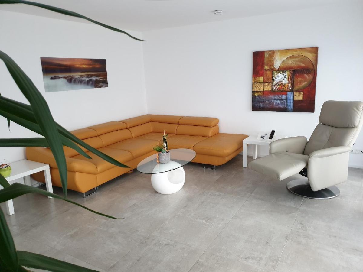 Ferienwohnung Happynes บัดนอยชตัดท์ อันแดร์ ซาเลอ ภายนอก รูปภาพ