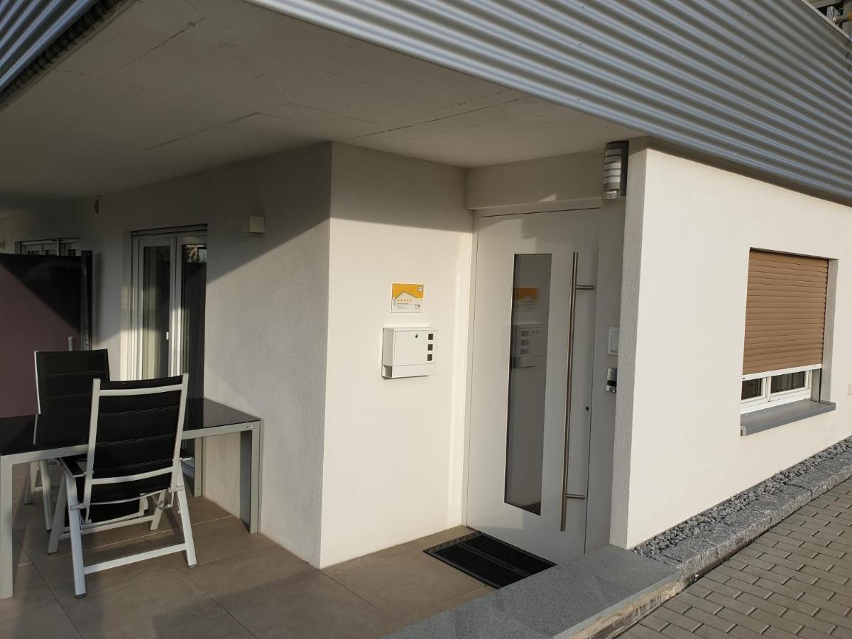 Ferienwohnung Happynes บัดนอยชตัดท์ อันแดร์ ซาเลอ ภายนอก รูปภาพ